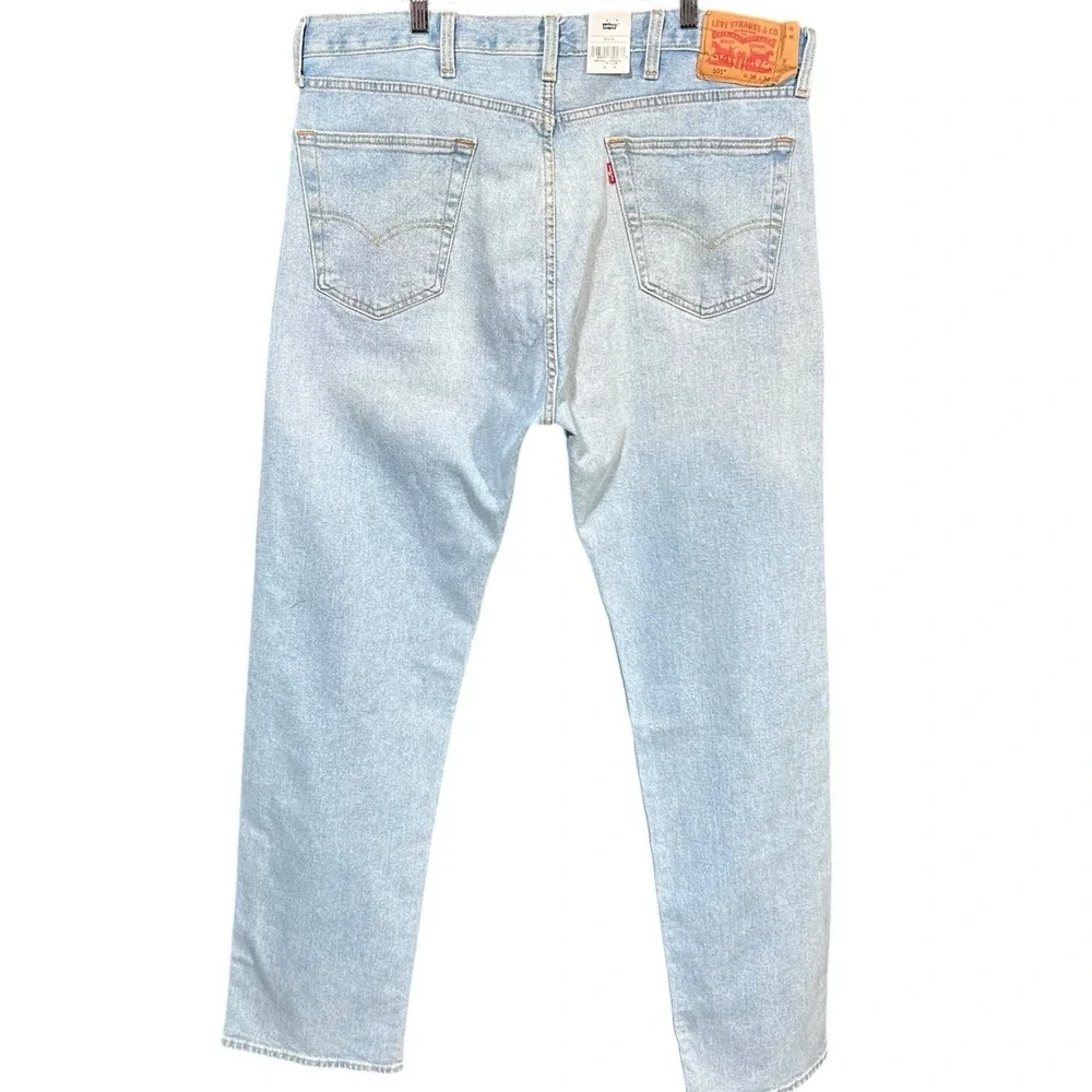 Levis Men's 501 Original Fit Jeans Size 40x34 Blue Light Wash Button Fly Closure